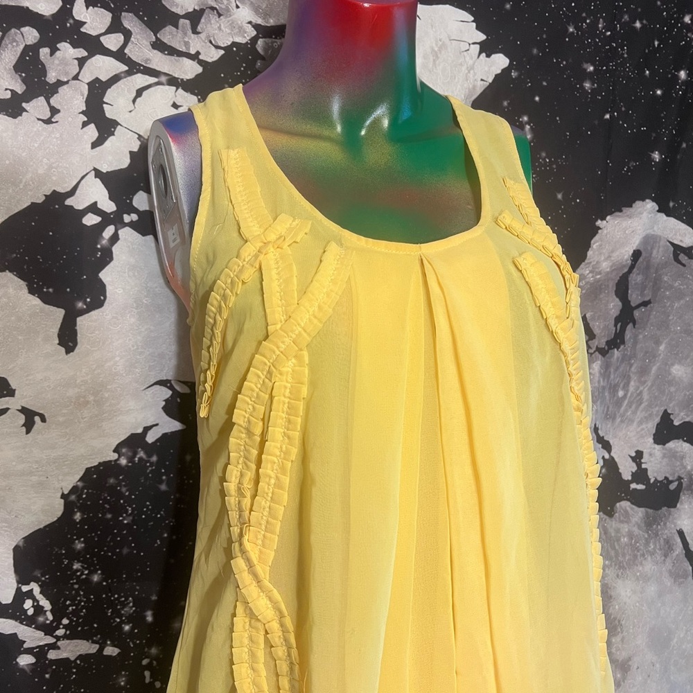 EUC sheer Flora designed in Paris tank blouse size L Yellow